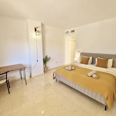 Sr Santa Maria Hills *