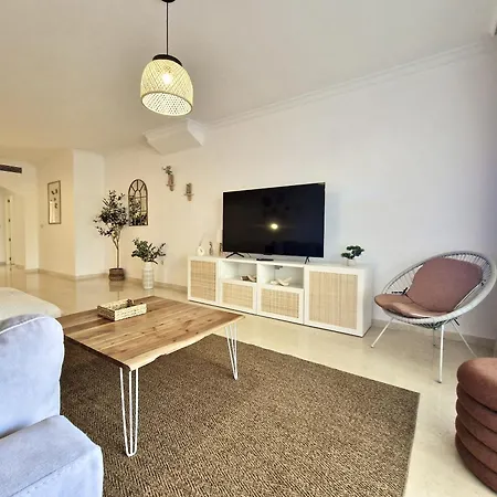 Sr Santa Maria Hills * 马尔韦利亚