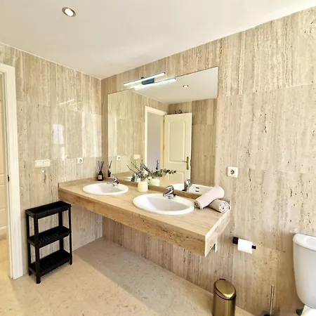 Sr Santa Maria Hills *