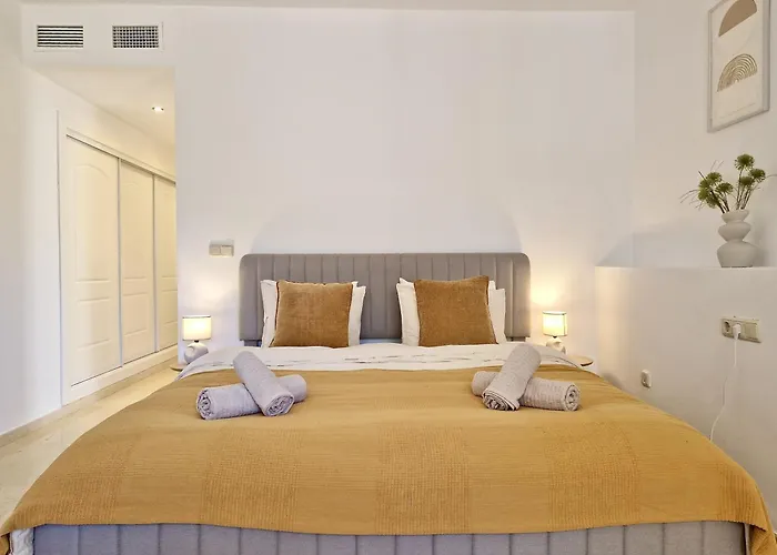 Sr Santa Maria Hills شقة ماربيا
